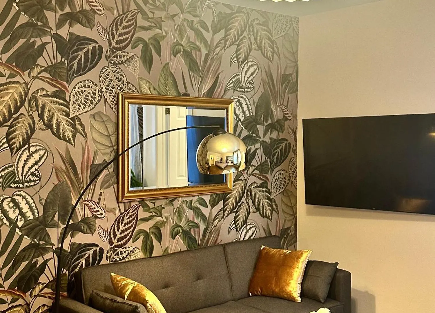 West Village Lush Green New York Apartment